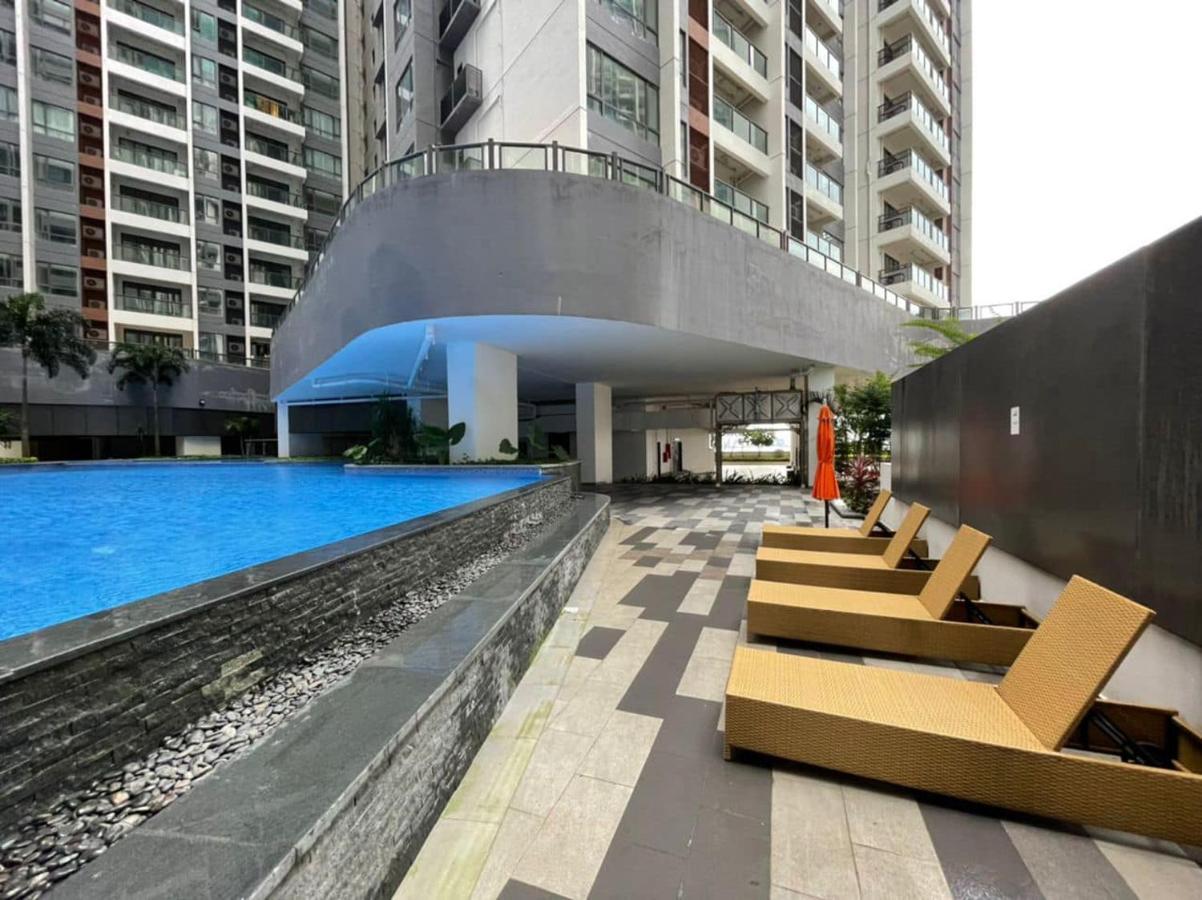 R&F Princess Cove Premium Homestay Famaily Джохор-Бару Экстерьер фото