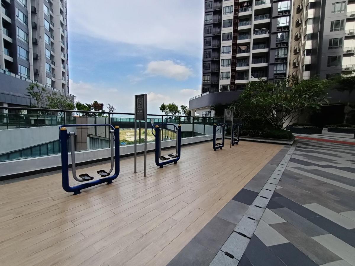 R&F Princess Cove Premium Homestay Famaily Джохор-Бару Экстерьер фото
